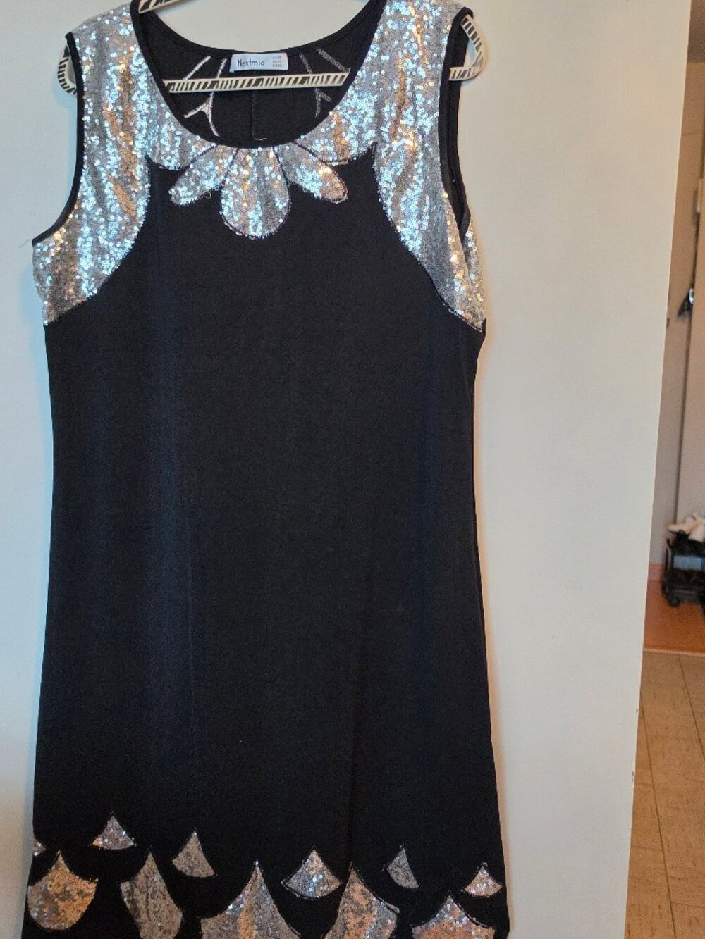 Nextmio Black Art Deco Flapper Style Shift Dress Silver Sequin Trim Size L